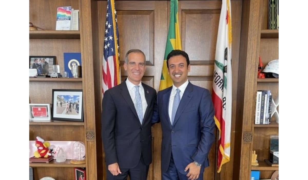 Los Angeles Mayor meets Qatar's Consul General